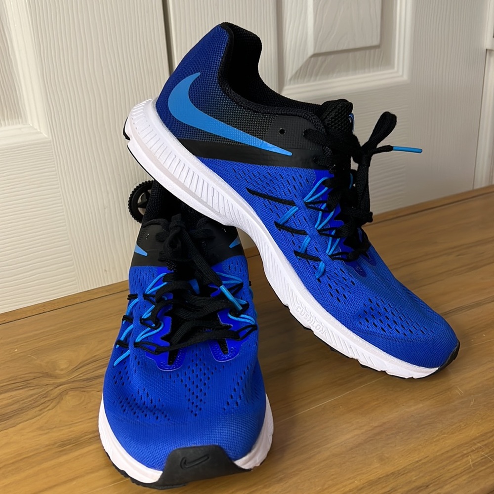 Nike Blue and Black Women's Running Shoes
